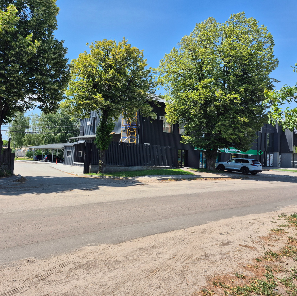 Station photo 4