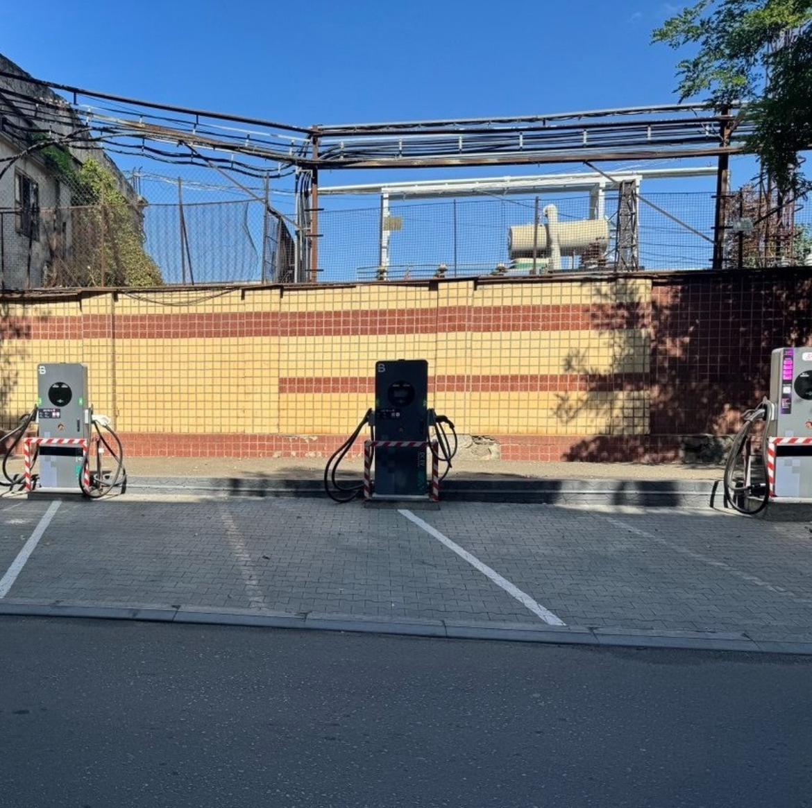 Station photo 1