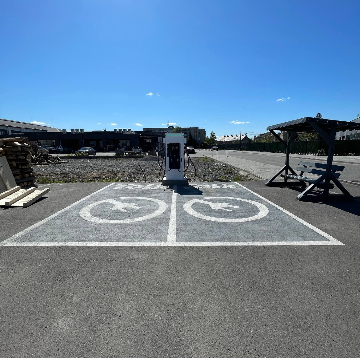Station photo 1