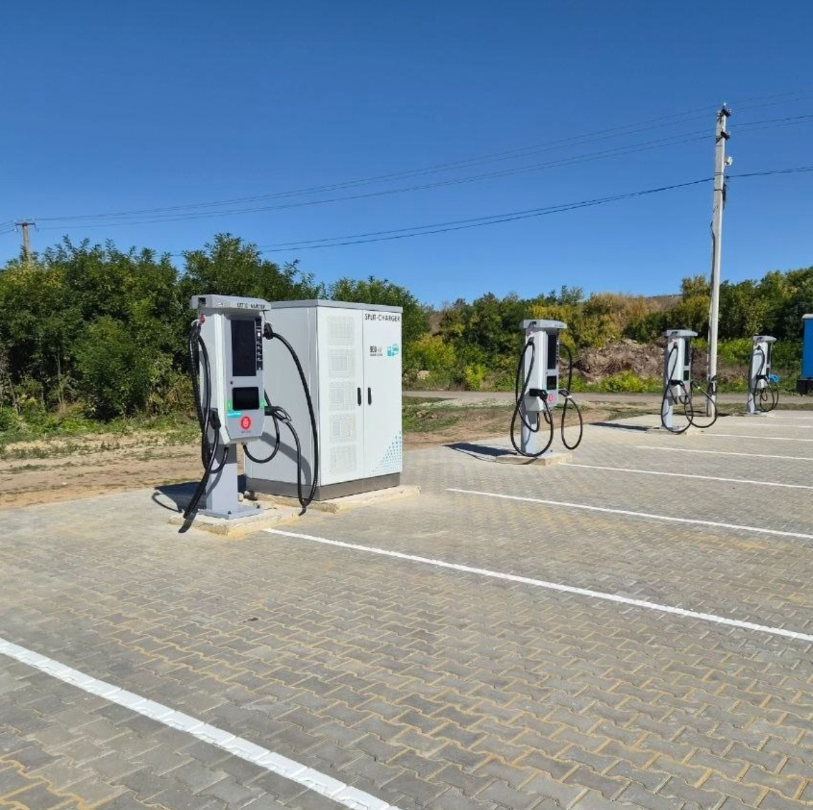 Station photo 2