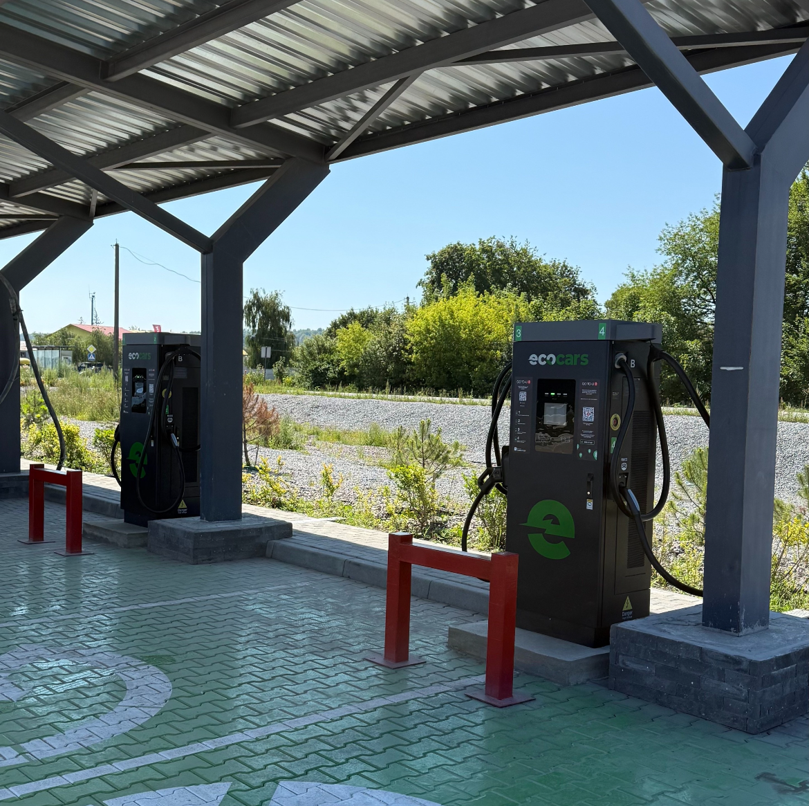 Station photo 2